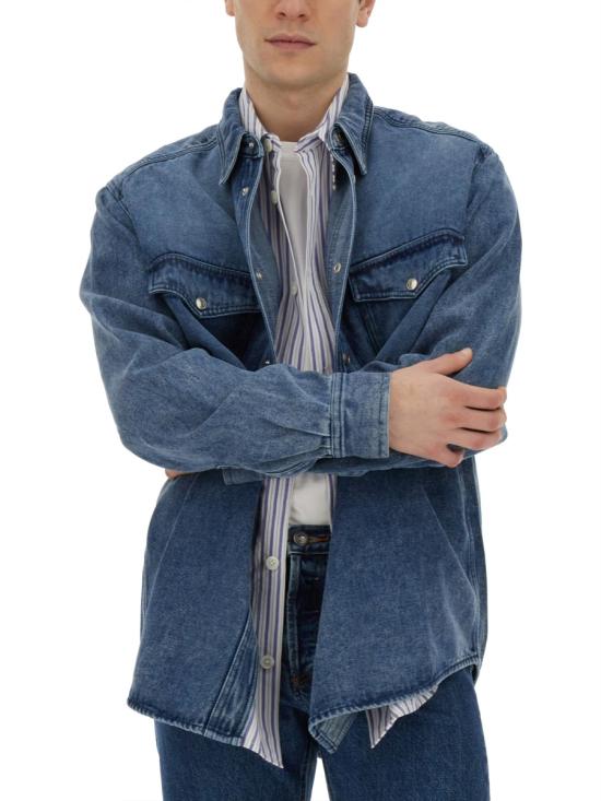 Short -sleeved shirt