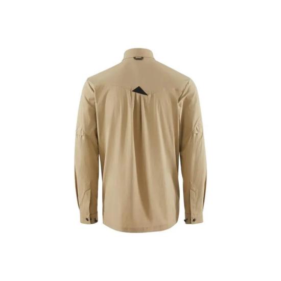 Long -sleeved t -shirt