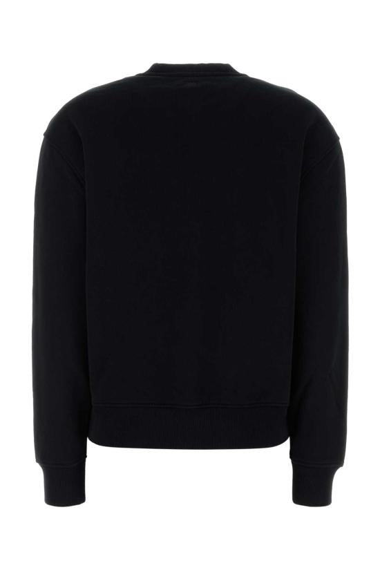 Long-sleeved t-shirt