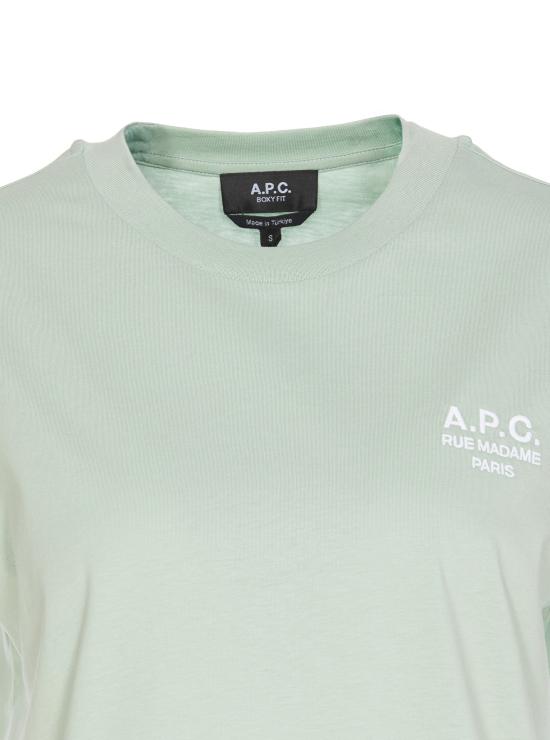 Short -sleeved t -shirt