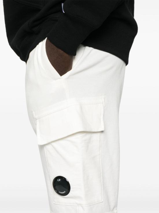 Short pants