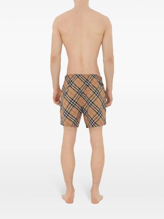 Short pants