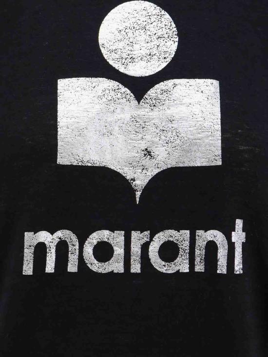 Short -sleeved t -shirt