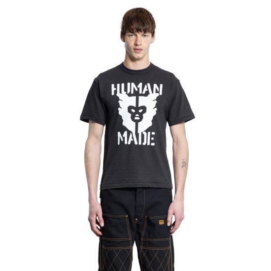 Short -sleeved t -shirt