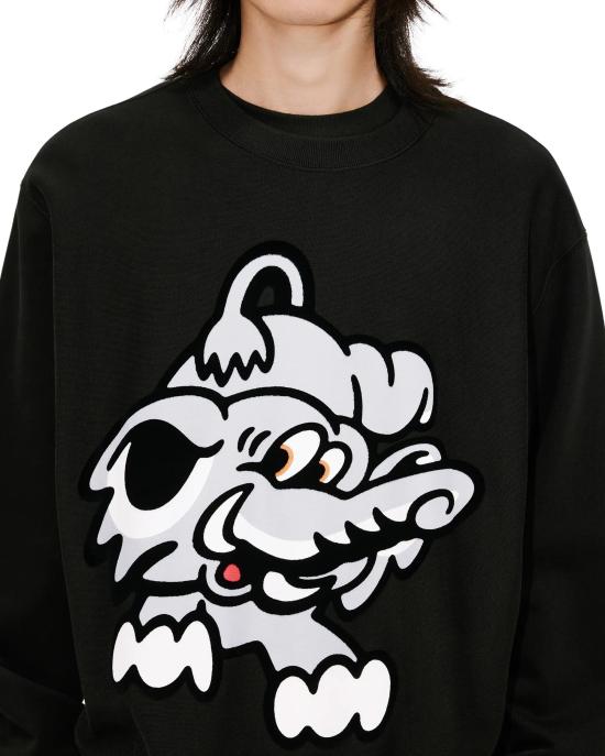Long -sleeved t -shirt