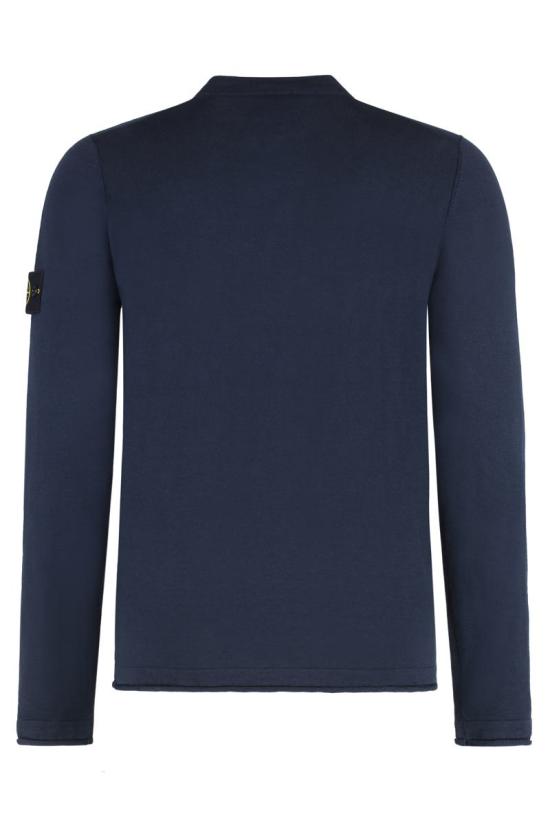 Long -sleeved t -shirt