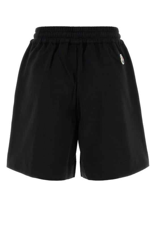 Short pants