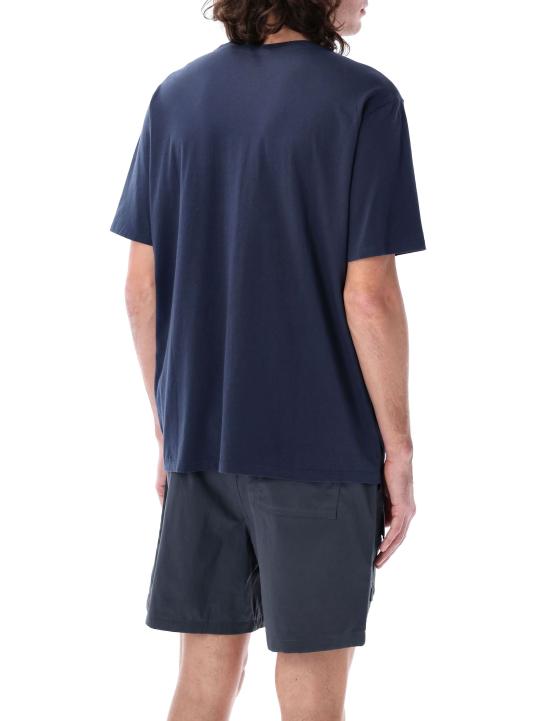 Short -sleeved t -shirt