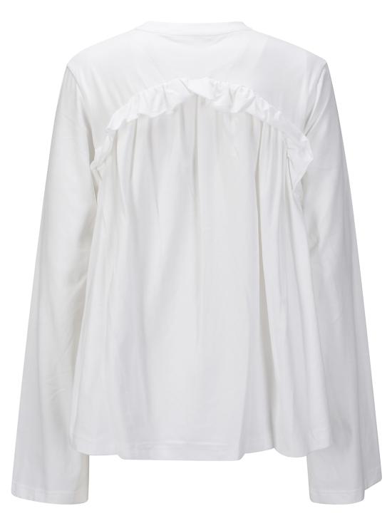 Long -sleeved t -shirt
