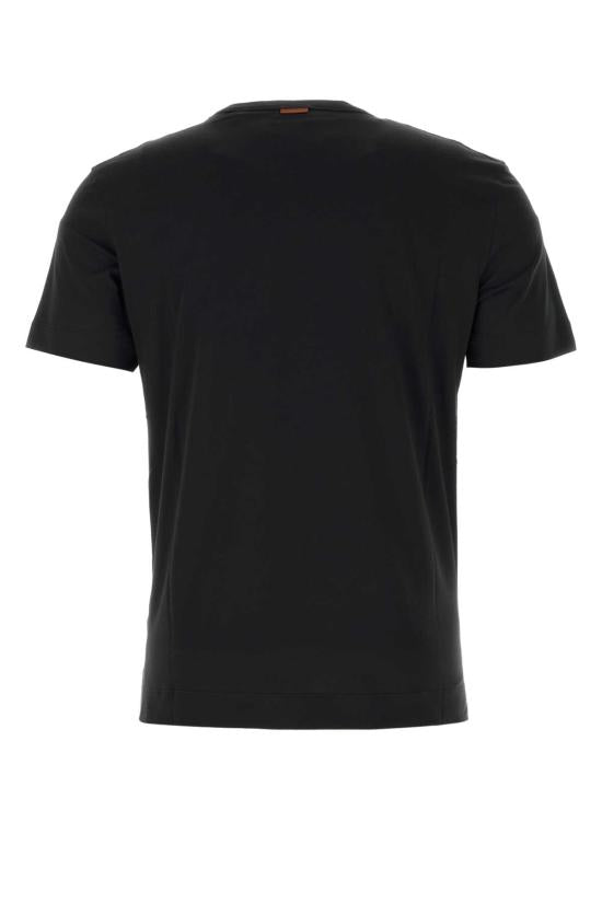 Short -sleeved t -shirt
