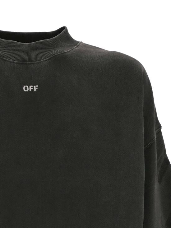 Long -sleeved t -shirt
