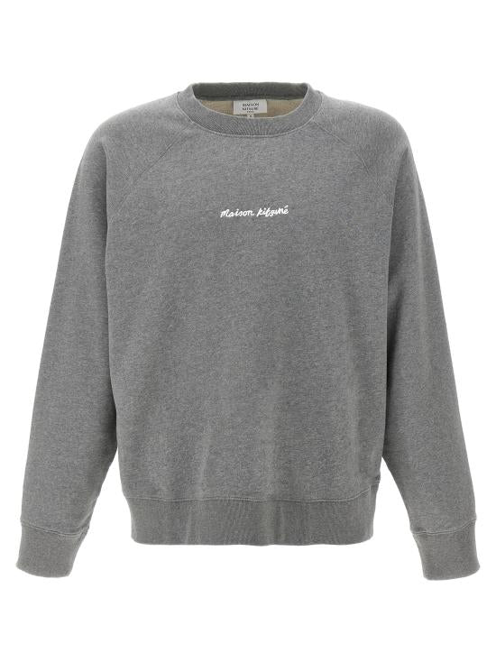 Long -sleeved t -shirt