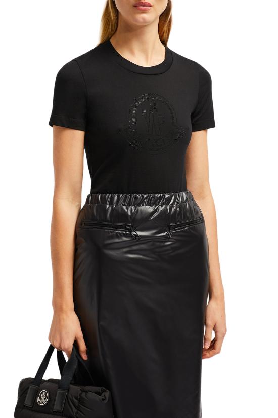 Short -sleeved t -shirt
