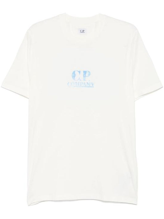 Short -sleeved t -shirt