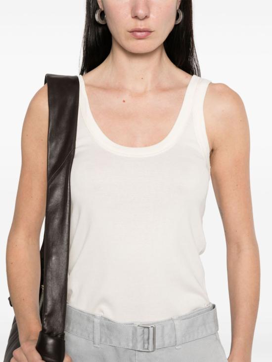 Sleeveless t -shirt