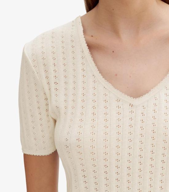 Short -sleeved t -shirt