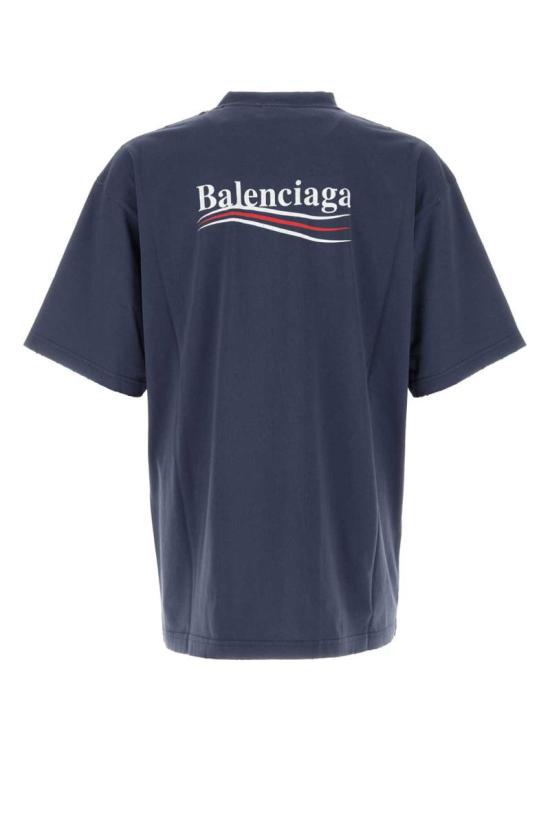 Short -sleeved t -shirt