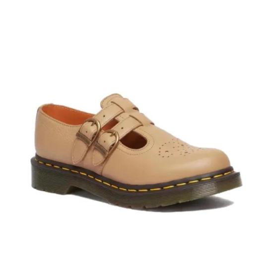 Flat shoes
