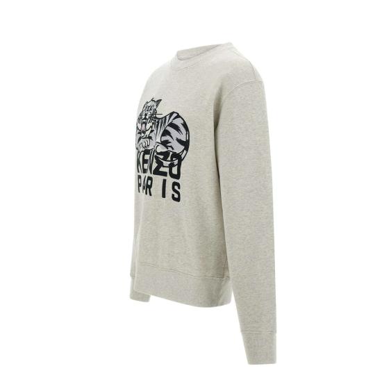 Long -sleeved t -shirt