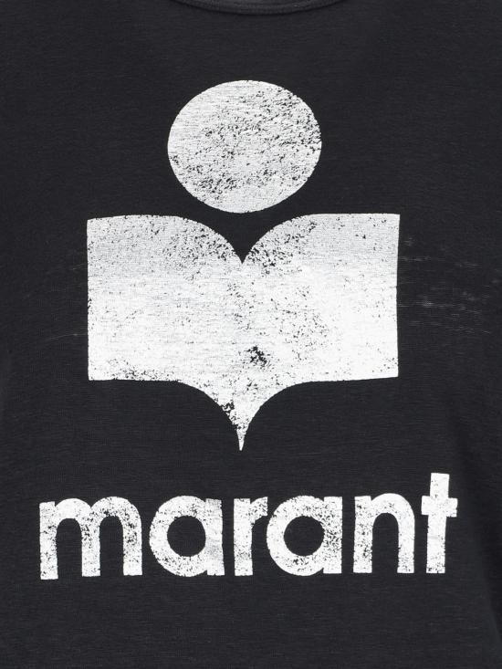 Short -sleeved t -shirt