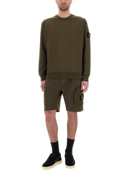 Long -sleeved t -shirt