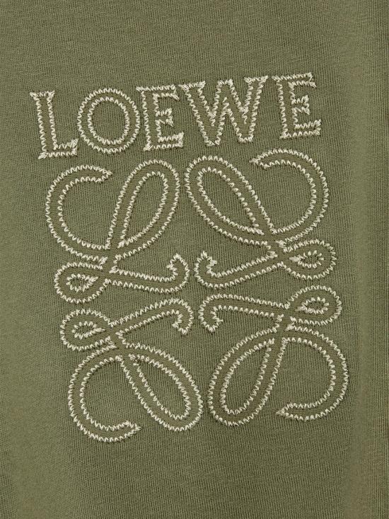 Short -sleeved t -shirt