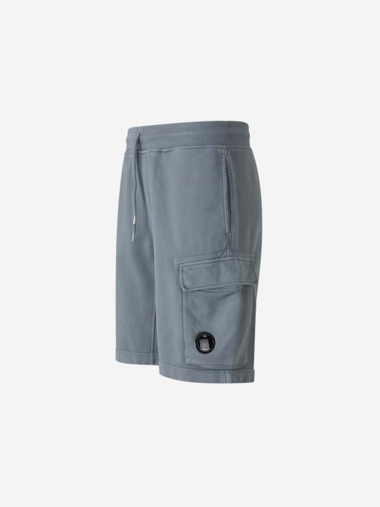 Short pants