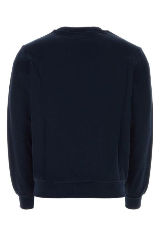 Long -sleeved shirt