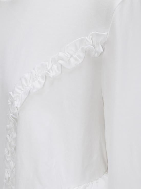 Long -sleeved t -shirt
