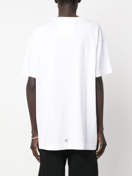 Short -sleeved t -shirt