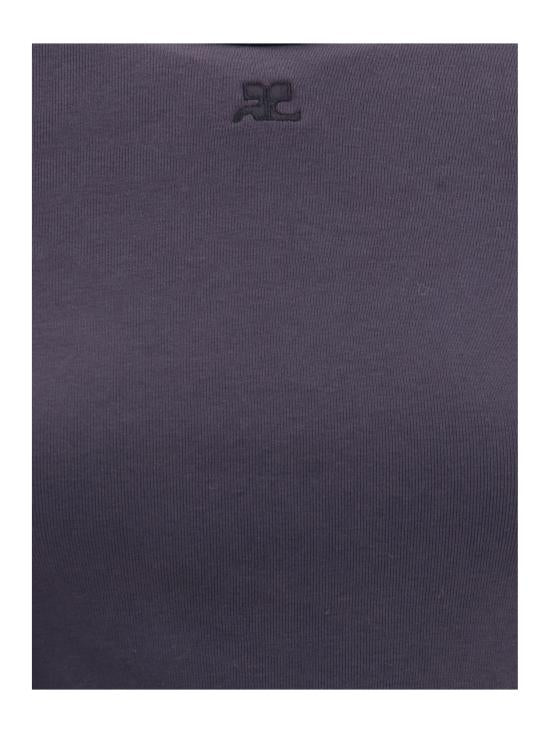Short -sleeved t -shirt