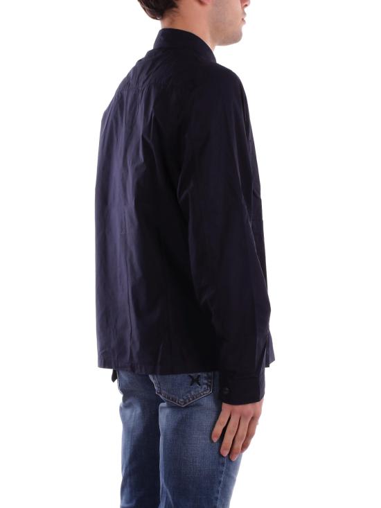 Long -sleeved shirt