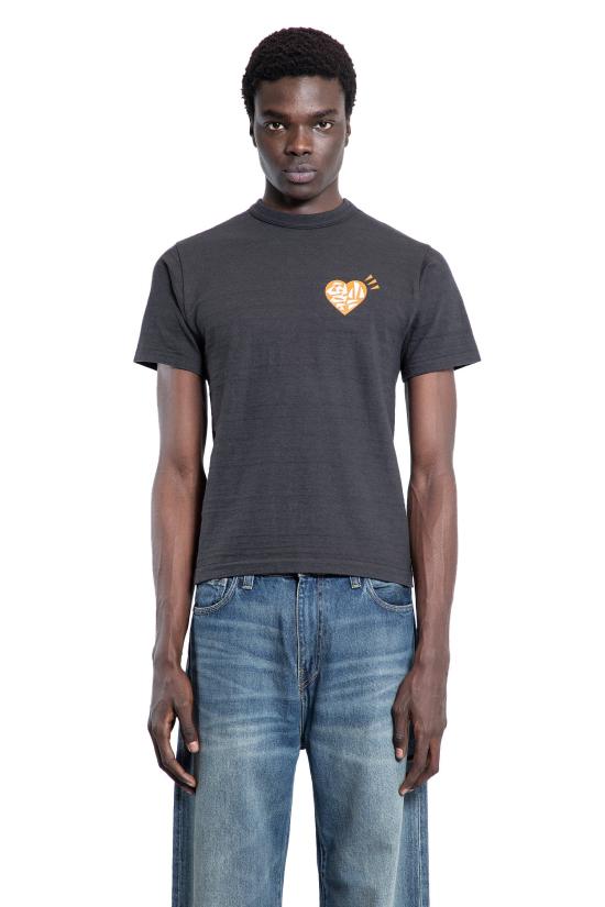 Long -sleeved t -shirt