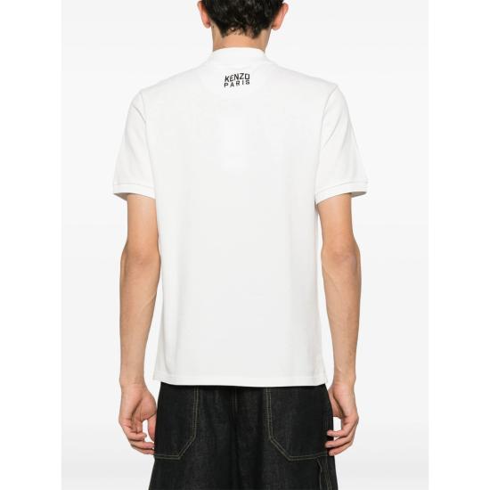 Short -sleeved t -shirt