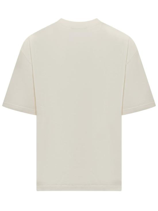 Short -sleeved t -shirt