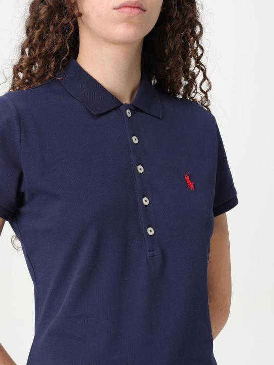 Short -sleeved t -shirt