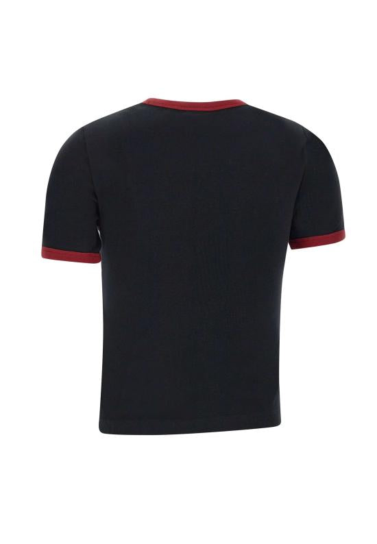 Short -sleeved t -shirt