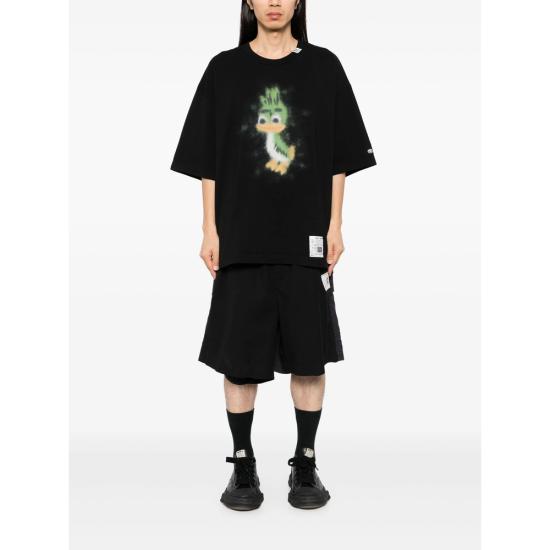 Short -sleeved t -shirt