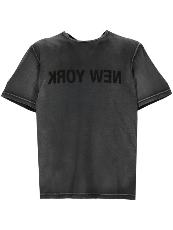 Short -sleeved t -shirt
