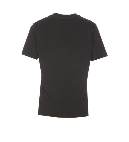 Short -sleeved t -shirt