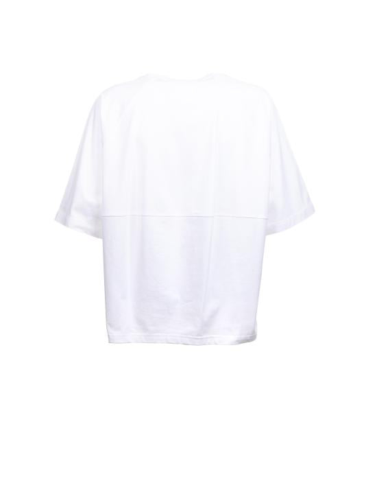 Short -sleeved t -shirt