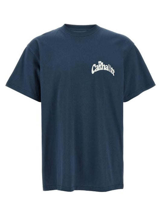 Short -sleeved t -shirt