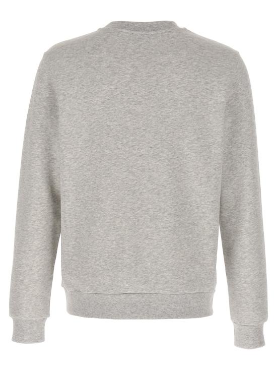 Long -sleeved shirt