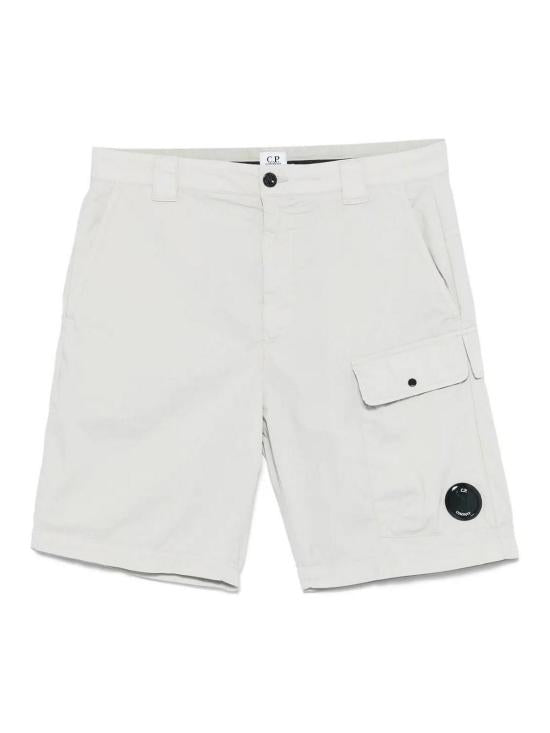 Short pants