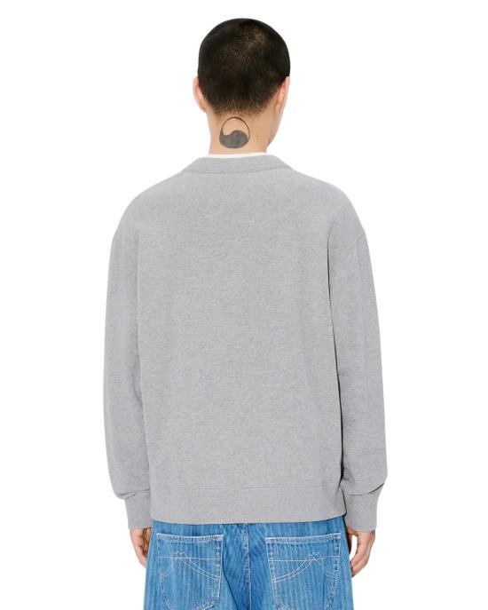 Long -sleeved t -shirt
