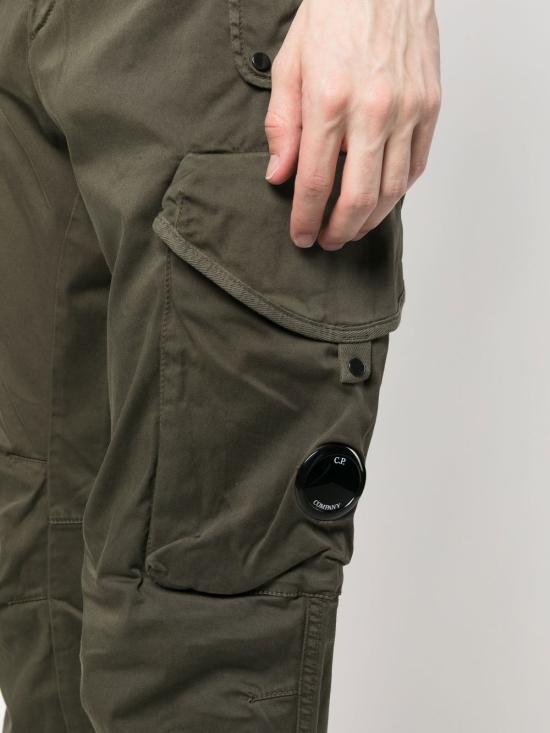 Straight pants