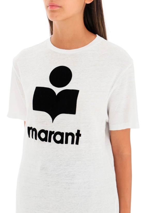 Short -sleeved t -shirt