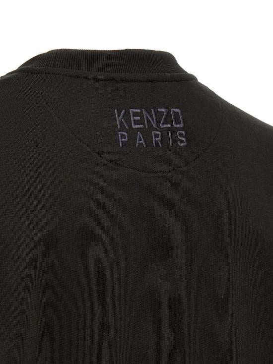 Long -sleeved t -shirt