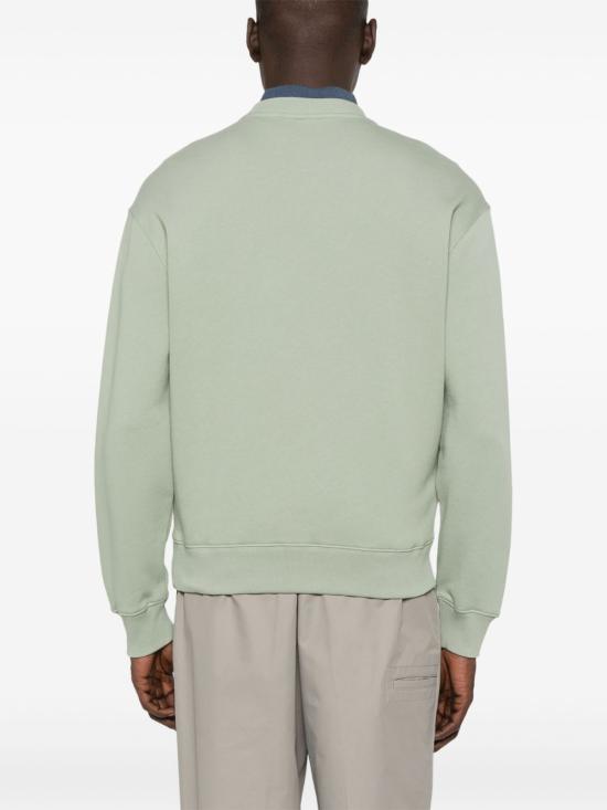 Long -sleeved t -shirt