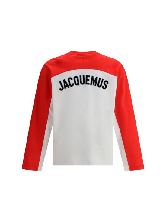 Long -sleeved t -shirt